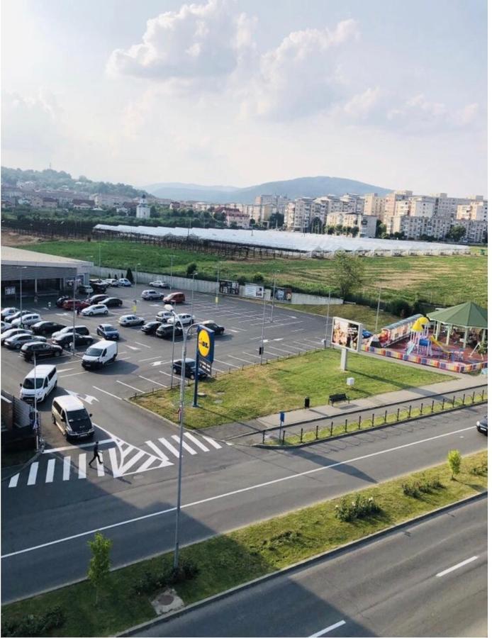 Apartment Luxury Râmnicu Vâlcea Eksteriør billede